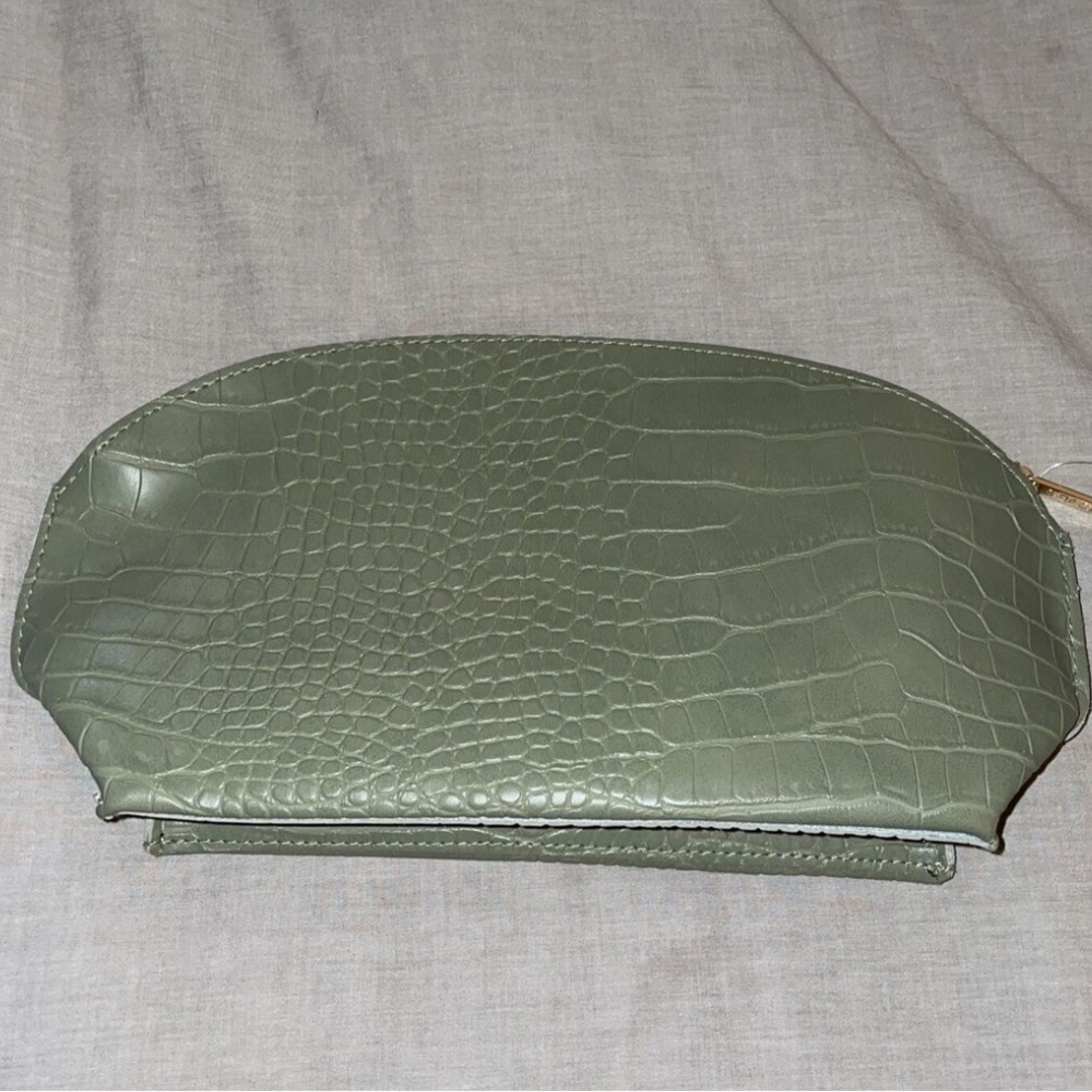 Space NK Zippered Makeup Toiletry Pouch Bag Travel Faux Leather Light Green